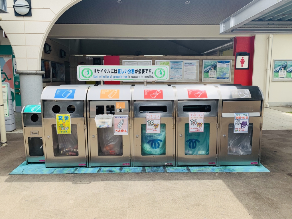 Garbage disposal rules in Japan. Why are these rules difficult for foreigners?